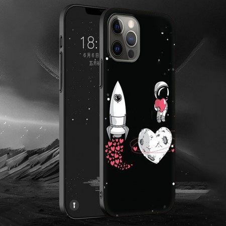 Защитный чехол для iPhone 13 Pro Max Cartoon Cosmonaut Fundas Heart TPU