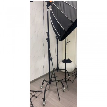 Штатив Veron T-005 для фото та відео, легкий, міцний, з регульованою висотою Штатив Veron T-005 для фото та відео, легкий, міцний, з регульованою висотою