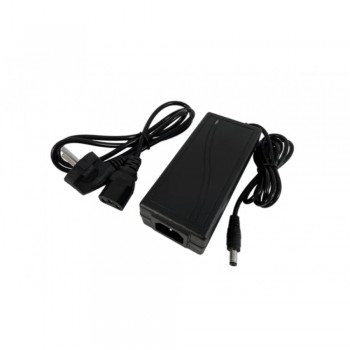 Блок живлення 12V 3A Veron з роз’ємом 5.5 x 2.5 мм, компактний і надійний