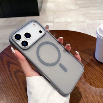 Чохол Smoky Case MagSafe для iPhone 15 Pro сірий матовий посилені кути