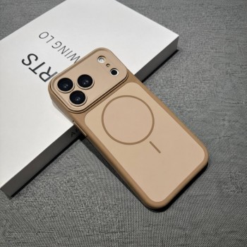 Чехол-броня слайдер MagSafe для iPhone 17 Pro коричневый, защита камеры