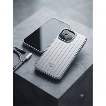 Чохол Rimova Metal Case для iPhone 17 Pro Max сріблястий металевий захисний